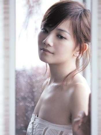 十大女星美颜揭秘：10大女星超给力的补水私招分享