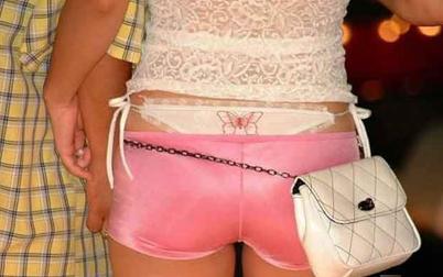 美女穿短裤最恶劣图片:mm短裤十大恶心穿法图片 美女穿短裤最恶劣图片:mm短裤十大恶心穿法图片