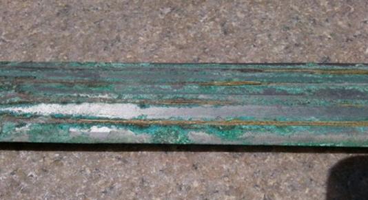 男子迁坟挖出这物 专家的话惊人 男子迁坟挖出这物 专家的话惊人