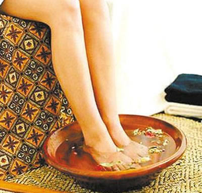 用这物洗脚一周后脚再也不臭:效果优秀(图) 用这物洗脚一周后脚再也不臭:效果优秀(图)