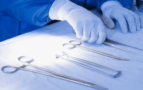 女子3次剖腹 打开肚子医生惊恐(图) 女子3次剖腹 打开肚子医生惊恐(图)