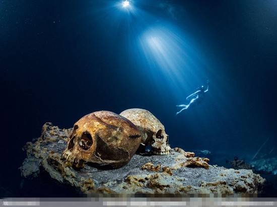 探究:海底还存在另一种人类? 探究:海底还存在另一种人类?