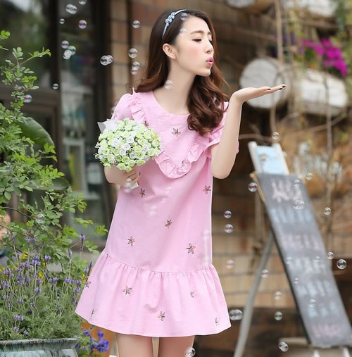 显瘦荷叶边衬衣:无龄感轻松制造带你美翻天(图) 显瘦荷叶边衬衣:无龄感轻松制造带你美翻天(图)