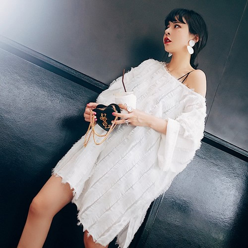 教你穿衣打扮技巧：怎样搭配连衣裙穿出气质