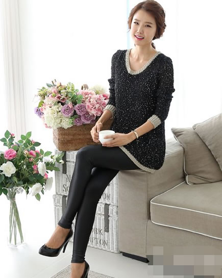 漆皮裤搭配什么上衣好看：皮裤怎么搭配好看示范