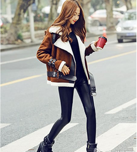 漆皮裤搭配什么上衣好看：皮裤怎么搭配好看示范