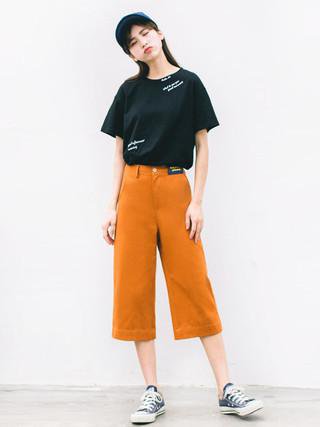 开局只是一条阔腿裤,怎么搭配看你们的了