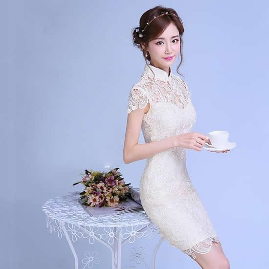 旗袍配上高跟鞋：竟然这么唯美（图）