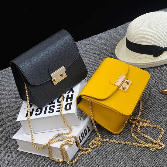 款式简单好看的小方包：时髦洋气物美价廉（图）