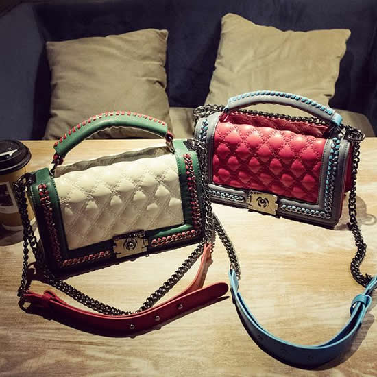 款式简单好看的小方包：时髦洋气物美价廉（图）