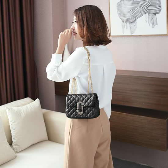 款式简单好看的小方包：时髦洋气物美价廉（图）