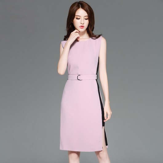 职场女子着装：职场着装为胜利打扮穿衣推荐