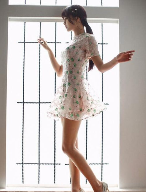 女星沈梦辰同款连衣裙:早秋穿这些款式甜美气质 女星沈梦辰同款连衣裙:早秋穿这些款式甜美气质