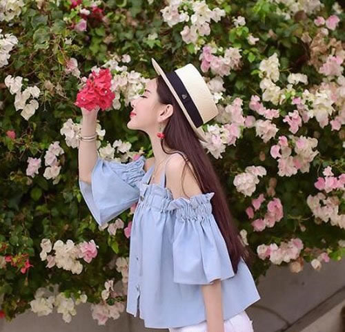 荷叶边露肩上衣:没得让人抵抗不了(图) 荷叶边露肩上衣:没得让人抵抗不了(图)