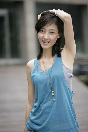 素颜女神王丽坤：王丽坤个人资料及素颜生活照（图）