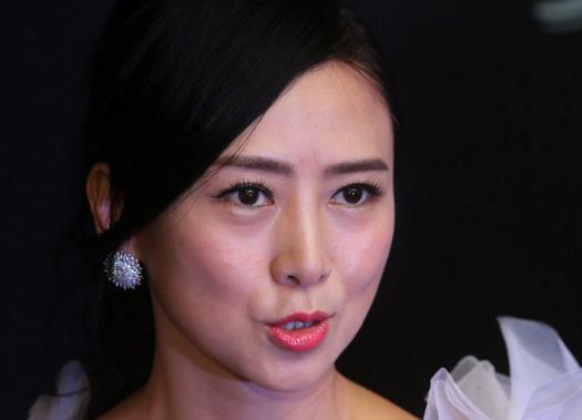 49岁翁虹近照曝光：光彩迷人依然美丽如初（图）