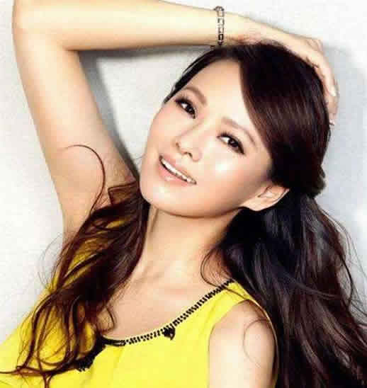 女星背后的神秘人，她背景最横（图）