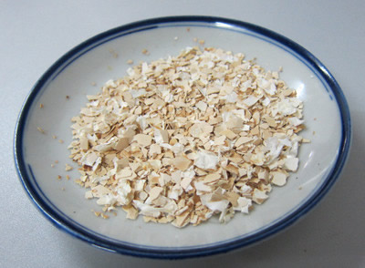 鸡蛋壳的作用:鸡蛋壳神奇妙用以后要留着 鸡蛋壳的作用:鸡蛋壳神奇妙用以后要留着