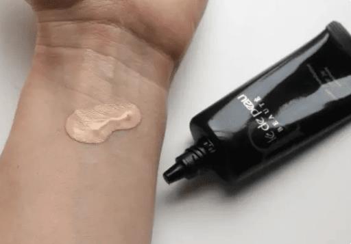 粉底液排行榜:2017全球最好用的粉底液排名 粉底液排行榜:2017全球最好用的粉底液排名