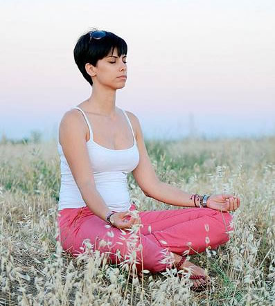 练习瑜伽对女人有什么好处：女人坚持做瑜伽的8大好处