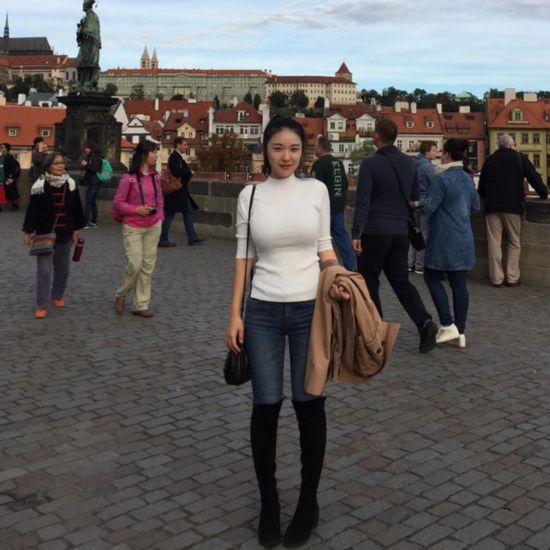 韩瑜伽美女自拍走红：瑜伽美女因这张照片走红