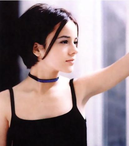 法国美女：国宝级绝色美女（法国美女篇）