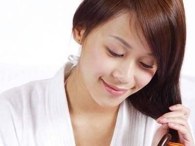 秋季脱发的原因:8大原因告诉你秋季脱发问题所在 秋季脱发的原因:8大原因告诉你秋季脱发问题所在