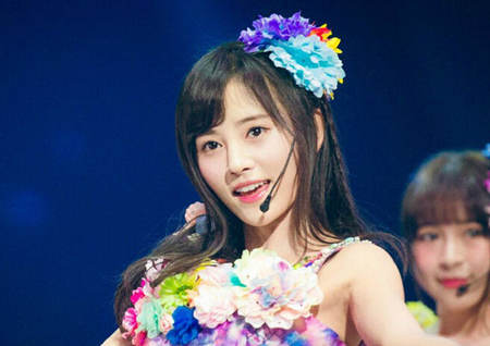 鞠婧祎就是这家日本经纪公司在中国开发的新队,snh48.