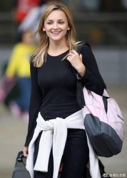 世界首富比尔盖茨女儿：衣着朴素非常善良