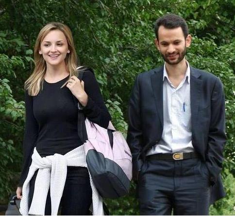 世界首富比尔盖茨女儿：衣着朴素非常善良