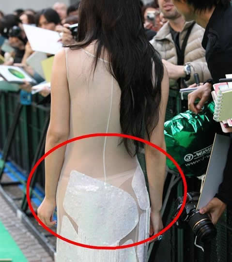 张馨予和李晨为什么分手：几张图片揭秘真相