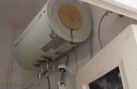 宿舍洗澡触电身亡：校园安全很重要