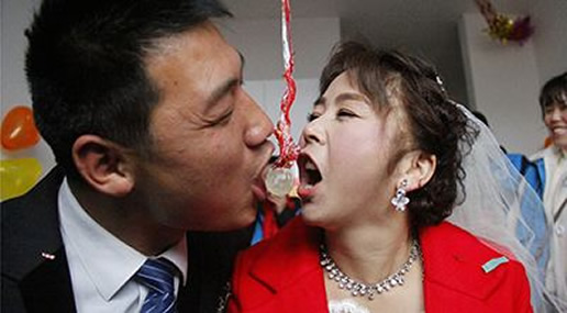 2017年12月25日适合结婚吗 2017年圣诞节结婚好不好 2017年12月25日适合结婚吗 2017年圣诞节结婚好不好