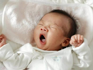 新生儿未满4个月出门究竟好不好（全文）