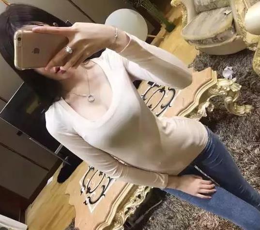 上面还是下面？她说中间