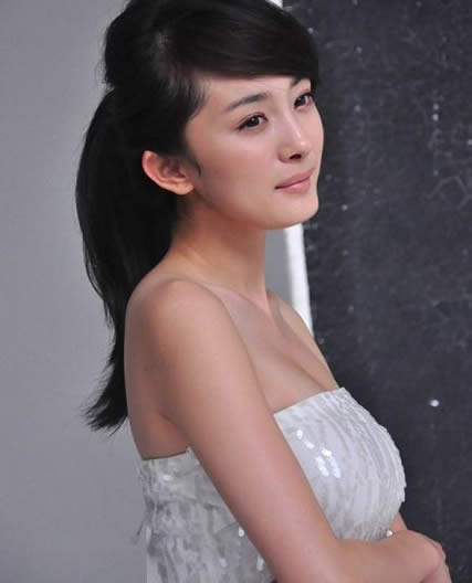 胸部最大的女明星排行榜:中国十大女星三围排行榜