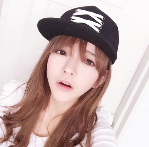 韩国颜值逆天萝莉女孩：20岁女孩颜值逆天走红