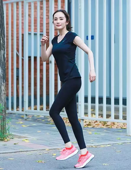 杨幂为啥被叫大幂幂:看后这张图我明白了(图) 杨幂为啥被叫大幂幂:看后这张图我明白了(图)