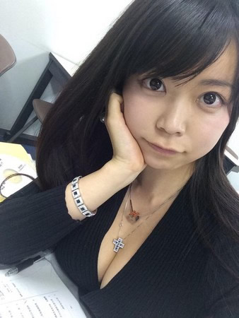 H罩杯日本女神涉谷由里：火爆自拍窜红网络（图）