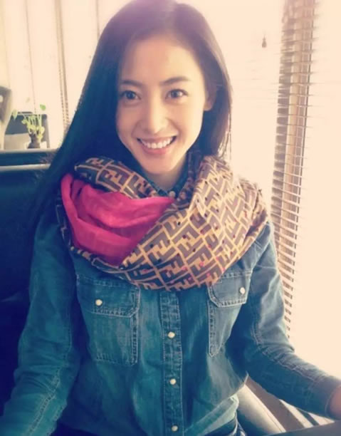 张天爱生活照：女神励志生活照曝光（组图）