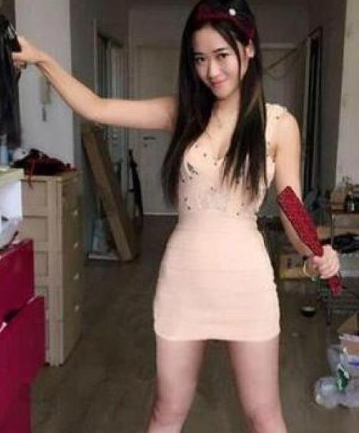 妹子，你拿的是什么东东