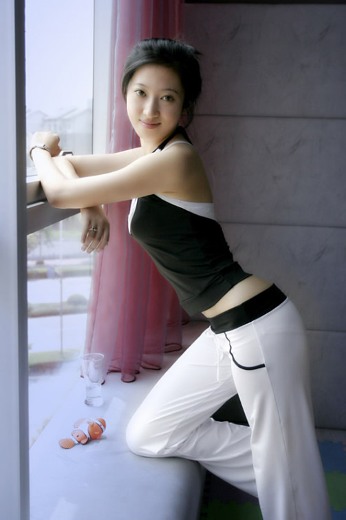 健身美女照：健身美女自拍大集合