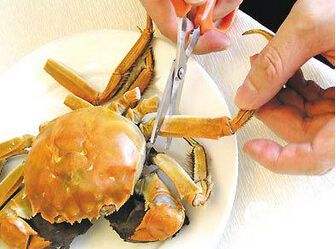 吃螃蟹不能吃什么:食蟹的禁忌及螃蟹忌食人群 吃螃蟹不能吃什么:食蟹的禁忌及螃蟹忌食人群