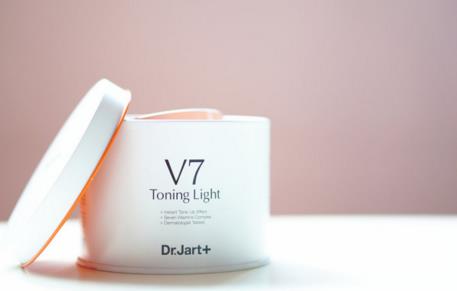 素颜霜怎么用:素颜霜的正确使用方法 素颜霜怎么用:素颜霜的正确使用方法