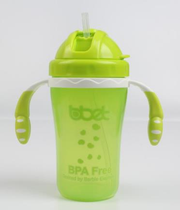 多大宝宝可以用吸管杯 详解宝宝用什么杯子好 多大宝宝可以用吸管杯 详解宝宝用什么杯子好