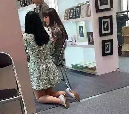 妹子有这样的尽职精神，没有做不好的事