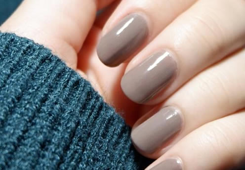 2018最适合冬天的美甲欣赏：好看的冬天美甲款式图片