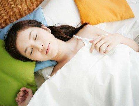 睡前喝口它让你一生少看医生（图）