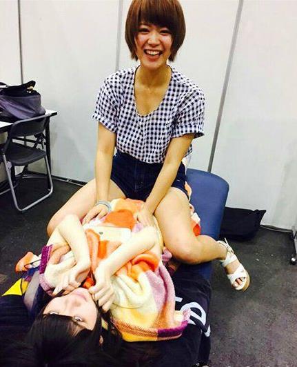 姑娘们的游戏好好玩，我也好想要加入（图）