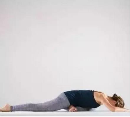 心累了练一练阴瑜伽：一套让自己平静安神的阴瑜伽